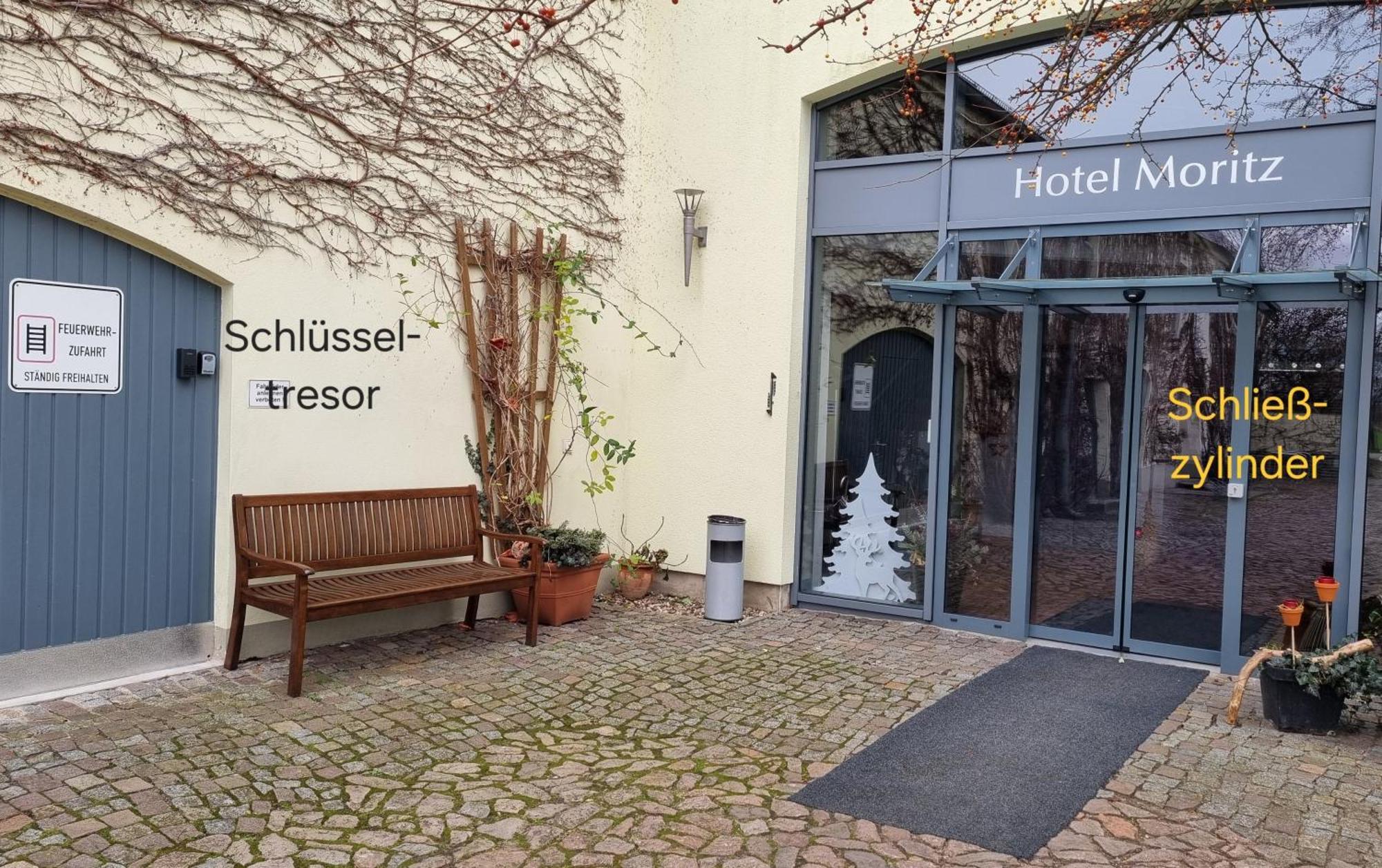 Hotel Moritz An Der Elbe Цайтхайн Экстерьер фото